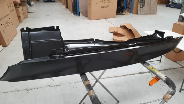 Camaro 1967 Right Hand Standard Front Fender Guard 3