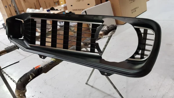 Camaro 1969 Standard Black Grille 1