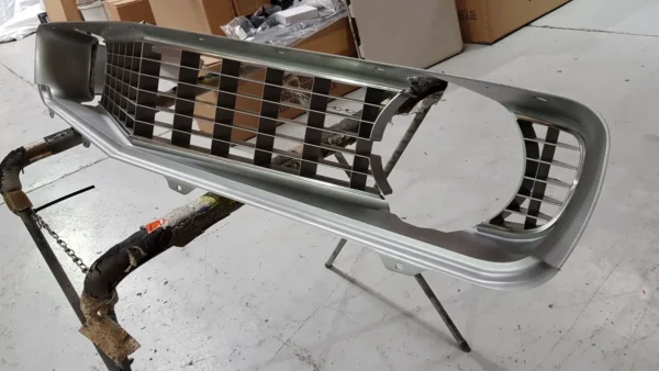 Camaro 1969 Standard Silver Grille 1