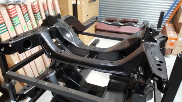 Camaro 1969 Subframe ( With TH400 Crossmember ) 2