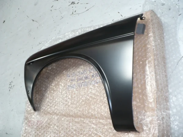 Datsun 1600 510 Front Guard Fender (3)