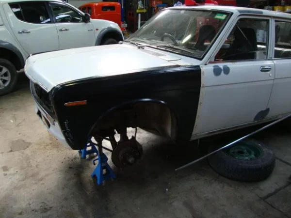 Datsun 1600 510 Front Guard Fender (6)