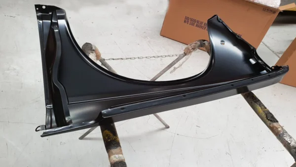 Datsun 1600 510 Front Guard Fender (No Holes)10