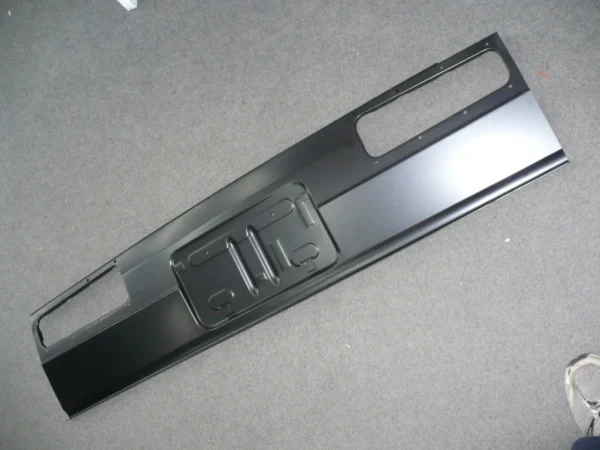 Datsun 1600 Tail Lamp Panel (1)