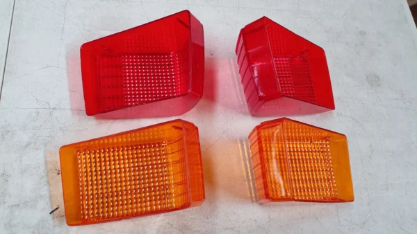 Ford Fairlane ZD Rear Tail Light Lens Set2