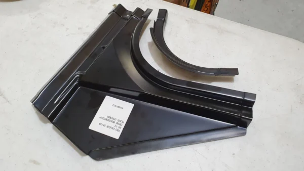 Ford Falcon XW XY Upper Quarter Boot Corner Right Hand With Channel Gutter (2)