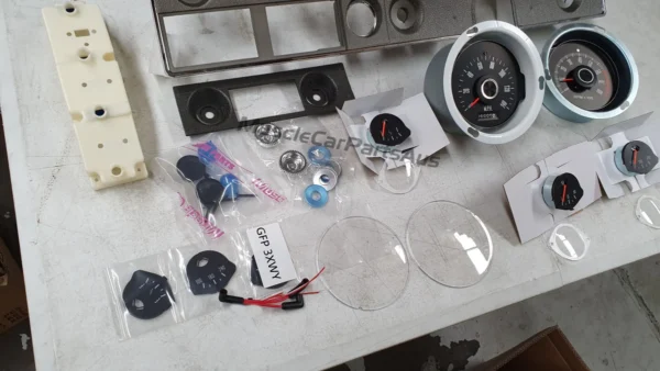 Ford Falcon XY GT Complete Dash Fascia Kit with 140MPH Speedo1