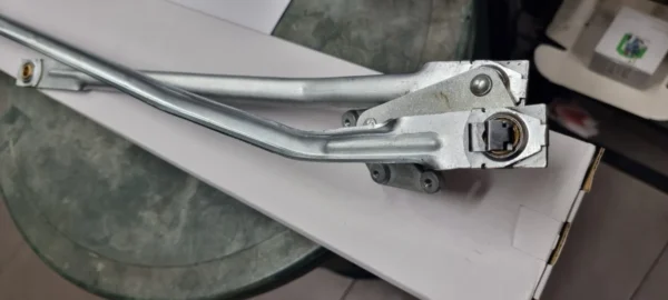 Ford XA 1972 1973 Wiper Transmission Arms2