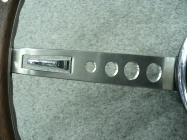 Ford XRXT Steering Wheel (8)