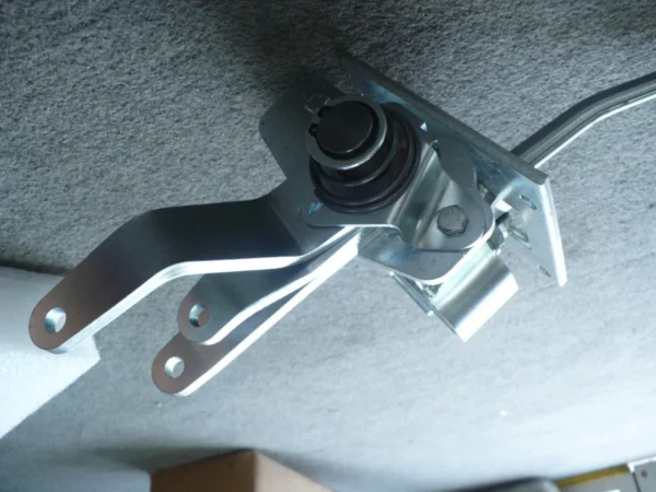 Ford XW XY 4 Speed Top Loader Shifter Kit (1)