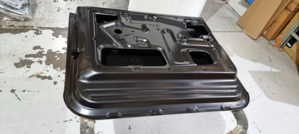 Front Right Hand Half Door To Suit Toyota Landcruiser 40 Series (FJ40 FJ45) 1975 1986 3