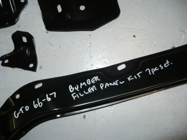 GTO 1966 1967 Bumper Filler Panel Kit (7pc) (3)