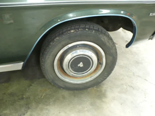 Holden HQ 2Dr 4Dr Wheel Arch Moulds 4pc Set Monaro Kingswood Belmont Premier 1