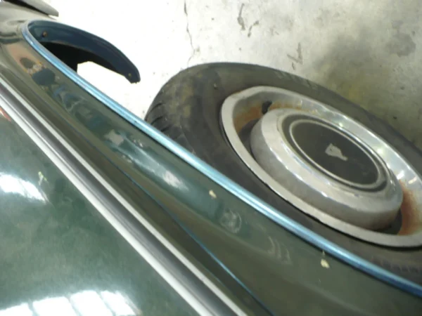 Holden HQ 2Dr 4Dr Wheel Arch Moulds 4pc Set Monaro Kingswood Belmont Premier 4