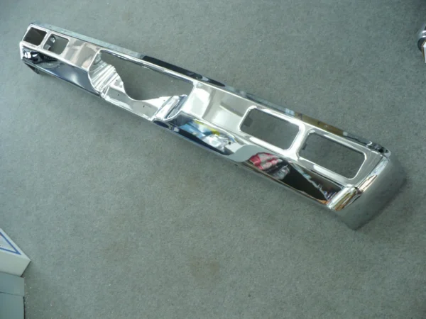 Holden HQ Rear Bumper Bar 1
