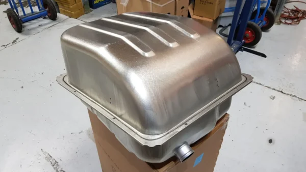 Holden LC LJ Torana XU1 Fuel tank 4
