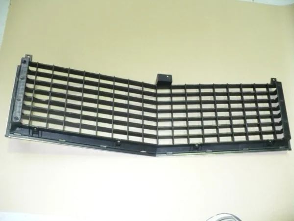 Holden Torana LH LX Grille with Grille Moulds SLR SLR5000 SS A9X L34 2