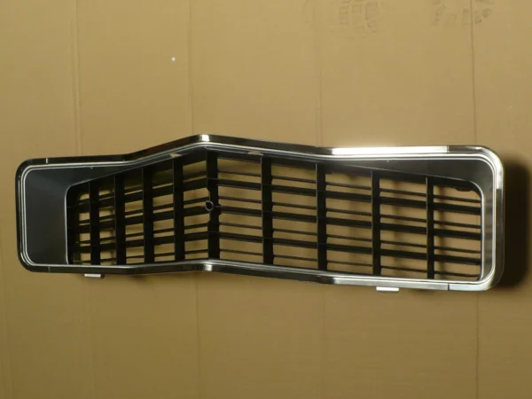Holden Torana LJ GTR XU 1 Front Grille