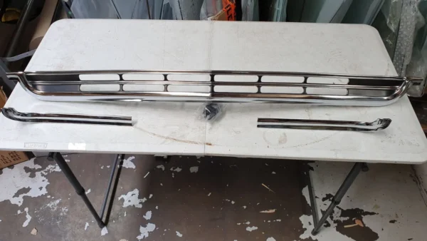 Impala 1966 Lower Grille (3PC) (1)