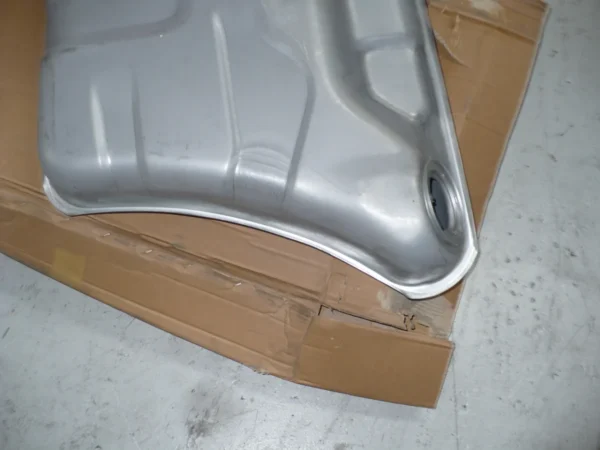 Impala 68 70 Wagon Fuel Tank (4)