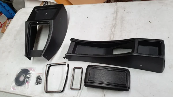 Mazda RX3 808 Gearshift & Handbrake Console Kit3