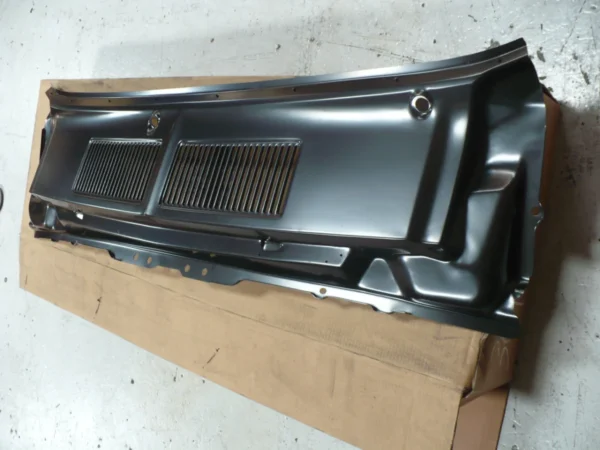 Mustang 1967 1968 Cowl Vent Grille (2)