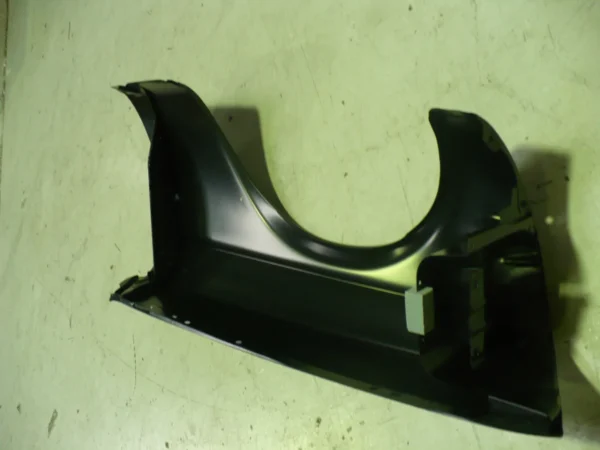 Mustang 1967 Right Hand Front Fender Guard (4)