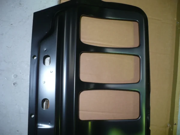 Mustang 1969 Tail Light Panel (4)