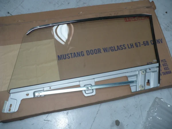 Mustang 67 68 Convertible Door Glass Complete LH (1)