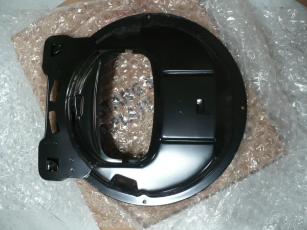 Mustang 69 70 Shaker Mid Plate (1)