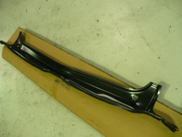 Pontiac GTO 1968 Tail Lamp Panel (3)