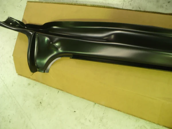 Pontiac GTO 1968 Tail Lamp Panel (4)