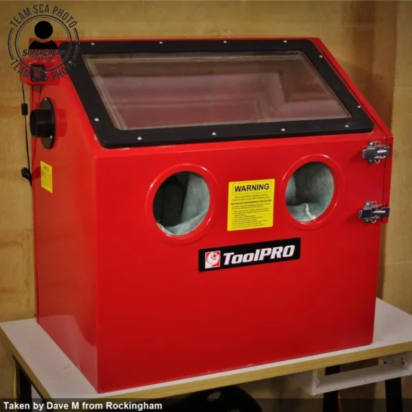ToolPRO Sand Blasting Cabinet 100 Litre (12)