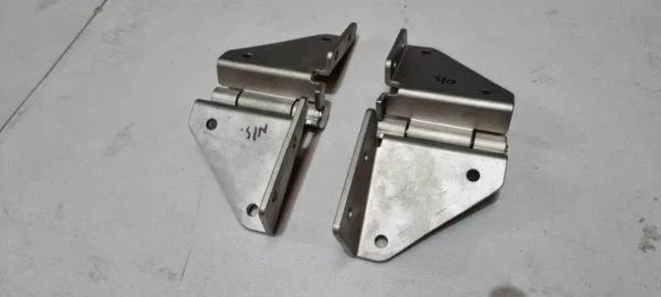 Windscreen Frame Hinges To Suit Toyota Landcruiser 40 Series (FJ40) 1