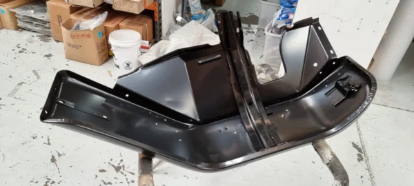 ront Left Hand Fender Guard To Suit Toyota Landcruiser 40 Series (FJ40) 1975 1986 6